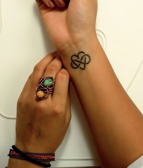 Mini tatuagens femininas Mini tatuagens femininas