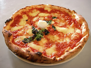 Authetica Pizza Margherita by Valerio Capello 
