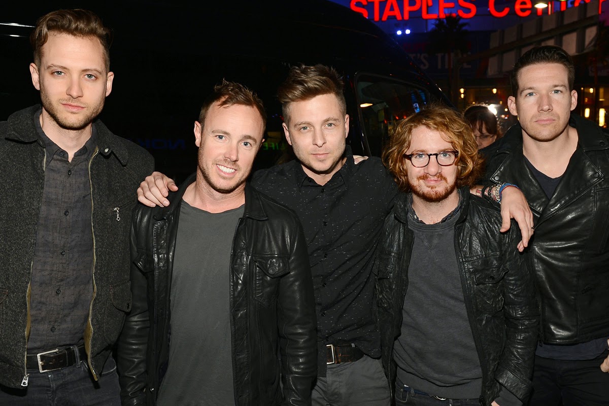 Группа onerepublic 2022. Onerepublic 2021. One republic солист. One republic песни. One republic песни.