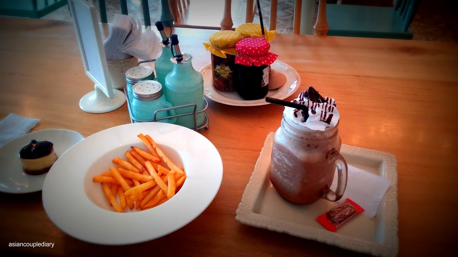 PHILIPPINES 2017 TEASPOON CAFE IN FRIENDSHIP HIGHWAY ANGELES CITY PAMPANGA