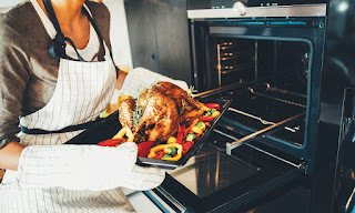 18 Holiday Hacks from Iconic Chefs and Celebrities Image: 18 Holiday Hacks from Iconic Chefs and Celebrities