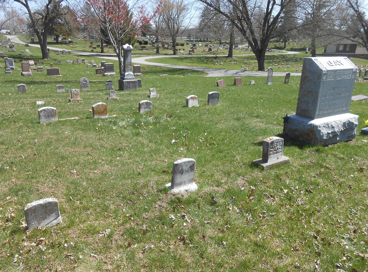 The Lucas Countyan Interpreting the Jay family burial plot