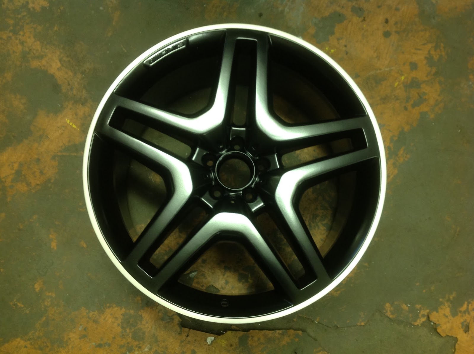 Лучшая мастерская по покраске дисков в Санкт Петербурге.: Мерседес AMG ...