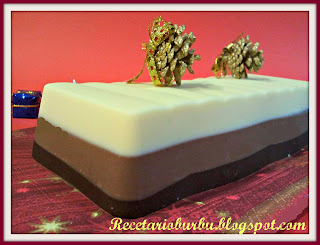 Turron+3+chocolates.jpg