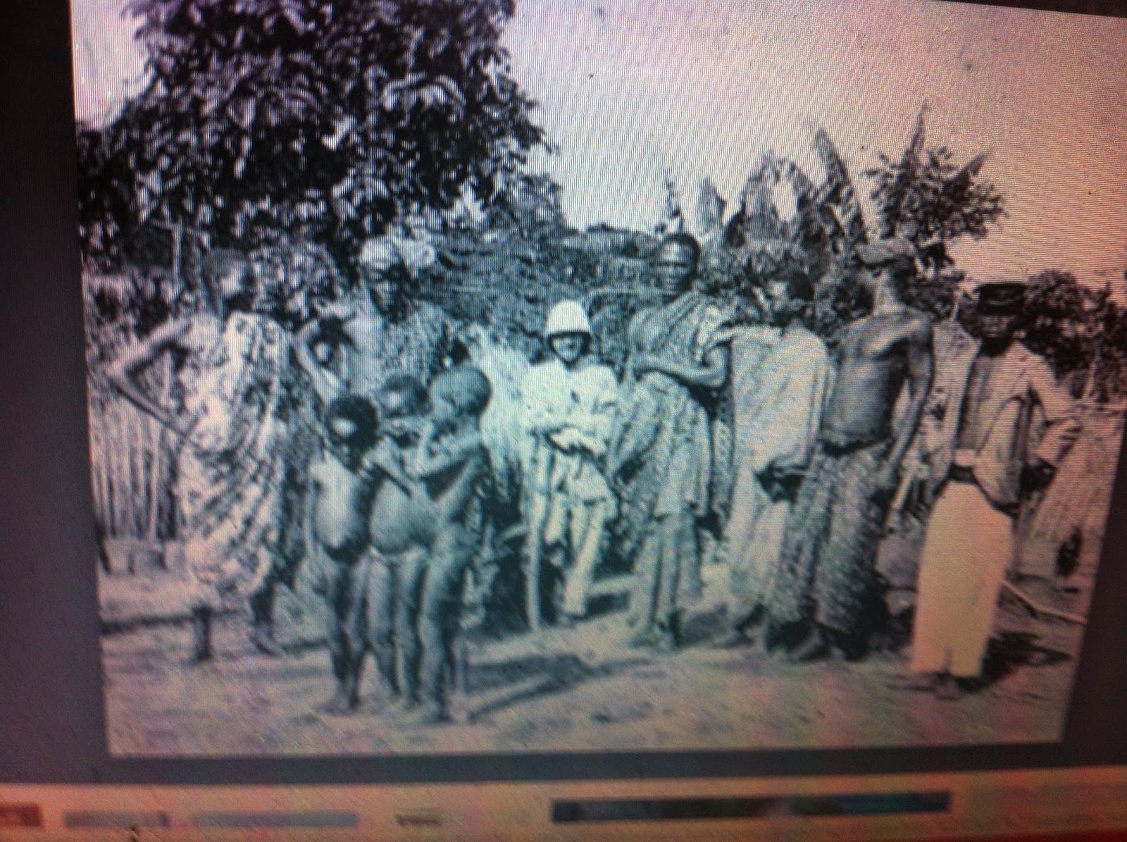 THE BLACK SOCIAL HISTORY BLACK SOCIAL HISTORY " GHEZO OR GEZO " WAS