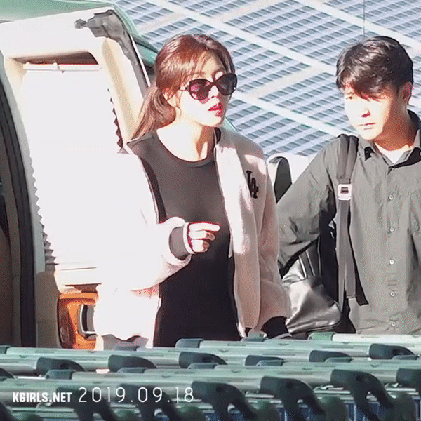 조보아 시스루.gif | 인스티즈