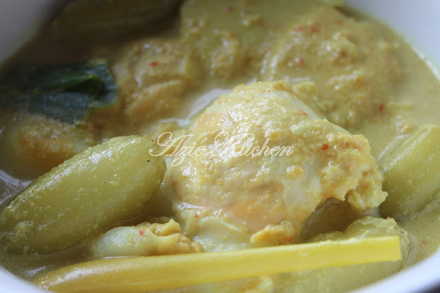 Masak Lemak Telur Itik Dengan Belimbing Buluh