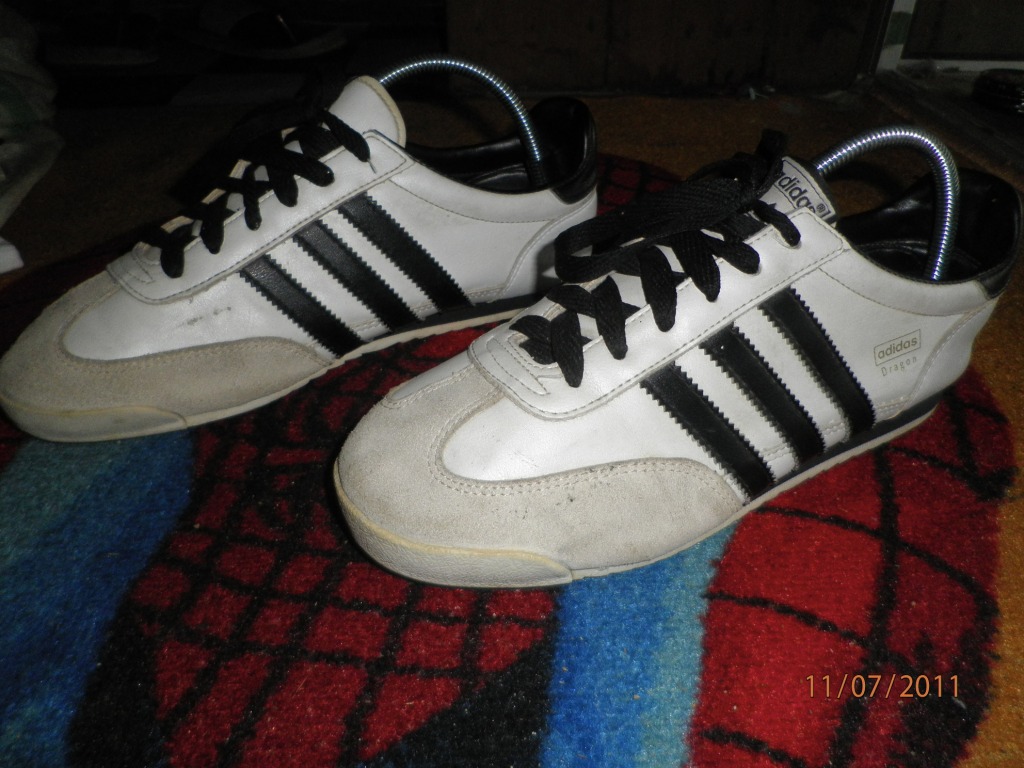 kasut adidas dragon