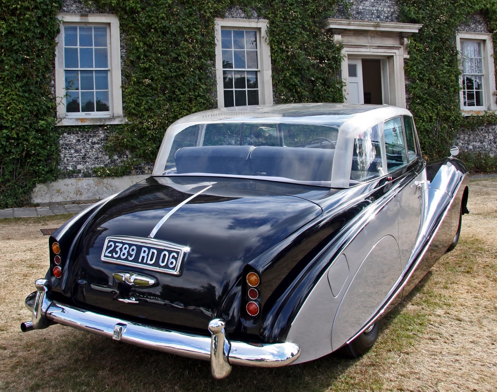 Allen Swift - 78 years old went to the same Rolls-Royce Allen Swift - 78 years old went to the same Rolls-Royce