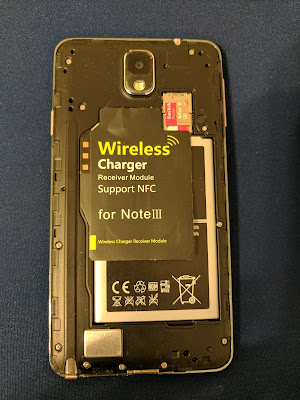 The Wireless Receiver card, Positioned Correctly The Qi compatible wireless charging receiver coil card, positioned correctly.
