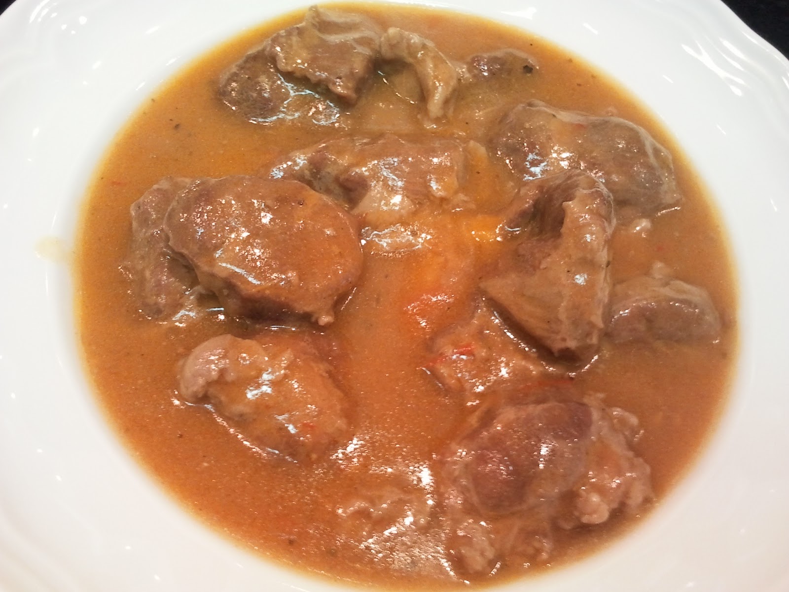 BOCADITOS DE GLORIA CARRILLADA EN SALSA