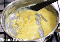 कैसे बनाएं मथुरा के पेड़े - Pede Banane Ki Recipe in Hindi