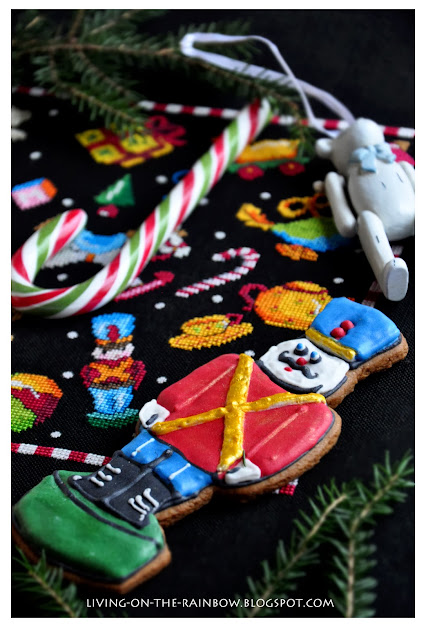 Живущая на Радугe: Любимые Игрушки / My Favourite Toys