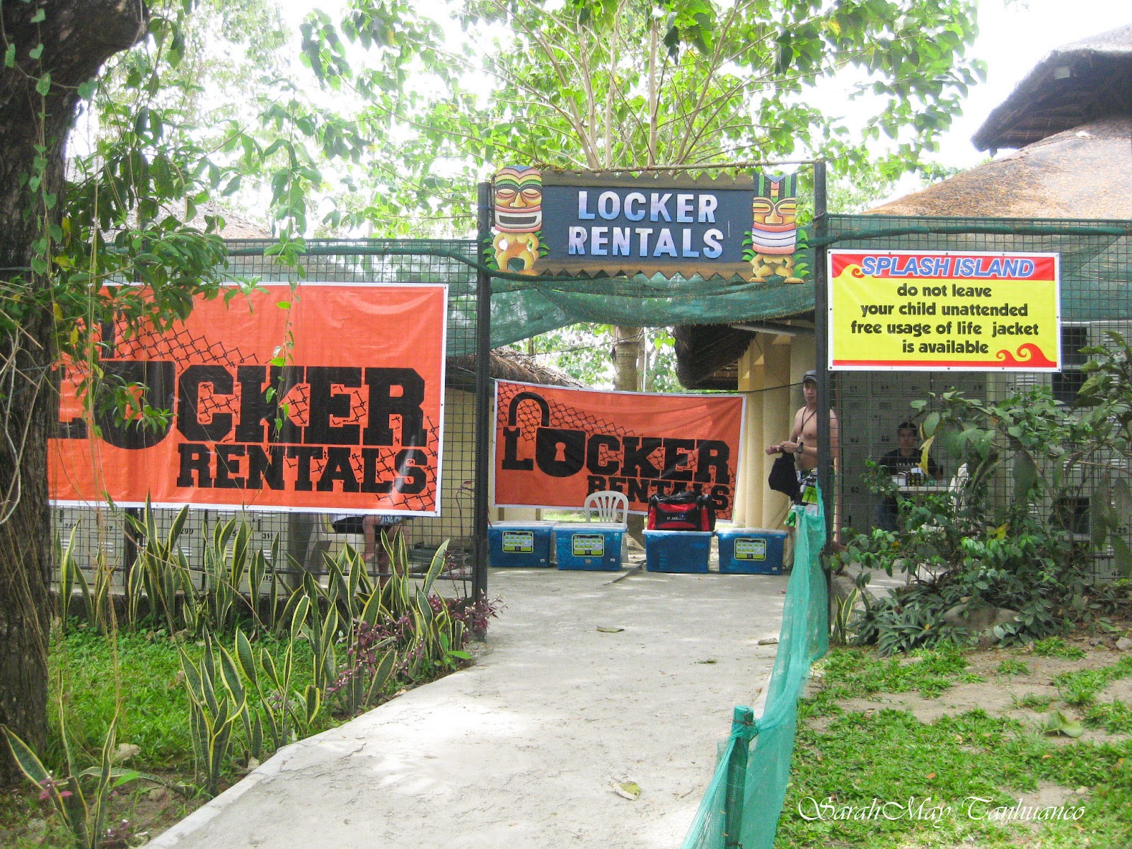 snapshotsandportraits Splash Island Part 1