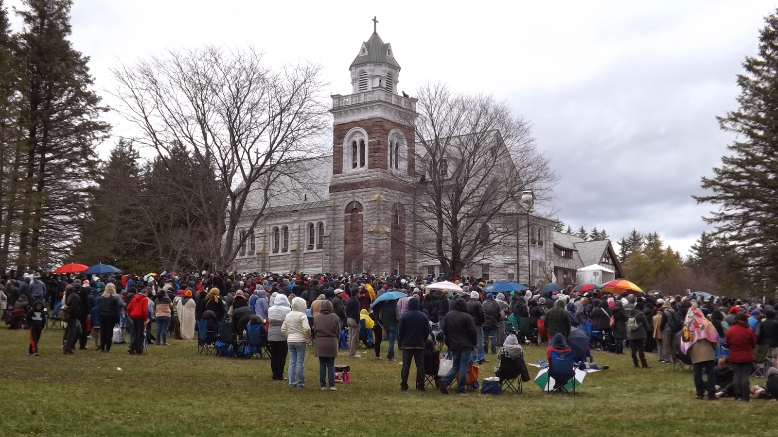 MASSACHUSETTS: NATIONAL SHRINE OF THE DIVINE MERCY - Touristang Pobre