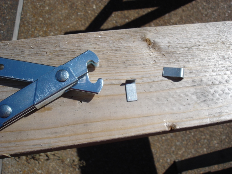 MOVING ON TO THE PAST Handy Clips for Chicken Wire Fencing