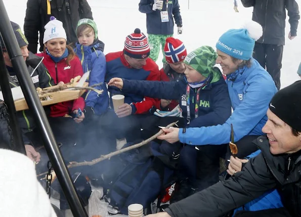 Crown Princess Mette Marit and Crown Prince Haakon of Norway and Princess Ingrid Alexandra and Sverre Magnus skiing with young immigrants at Birkeneier stadion