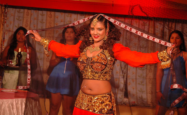 Ramya Aunty and Telugu Actress Ishwarya In Babala Bagotham Hot Movie Stills navel show