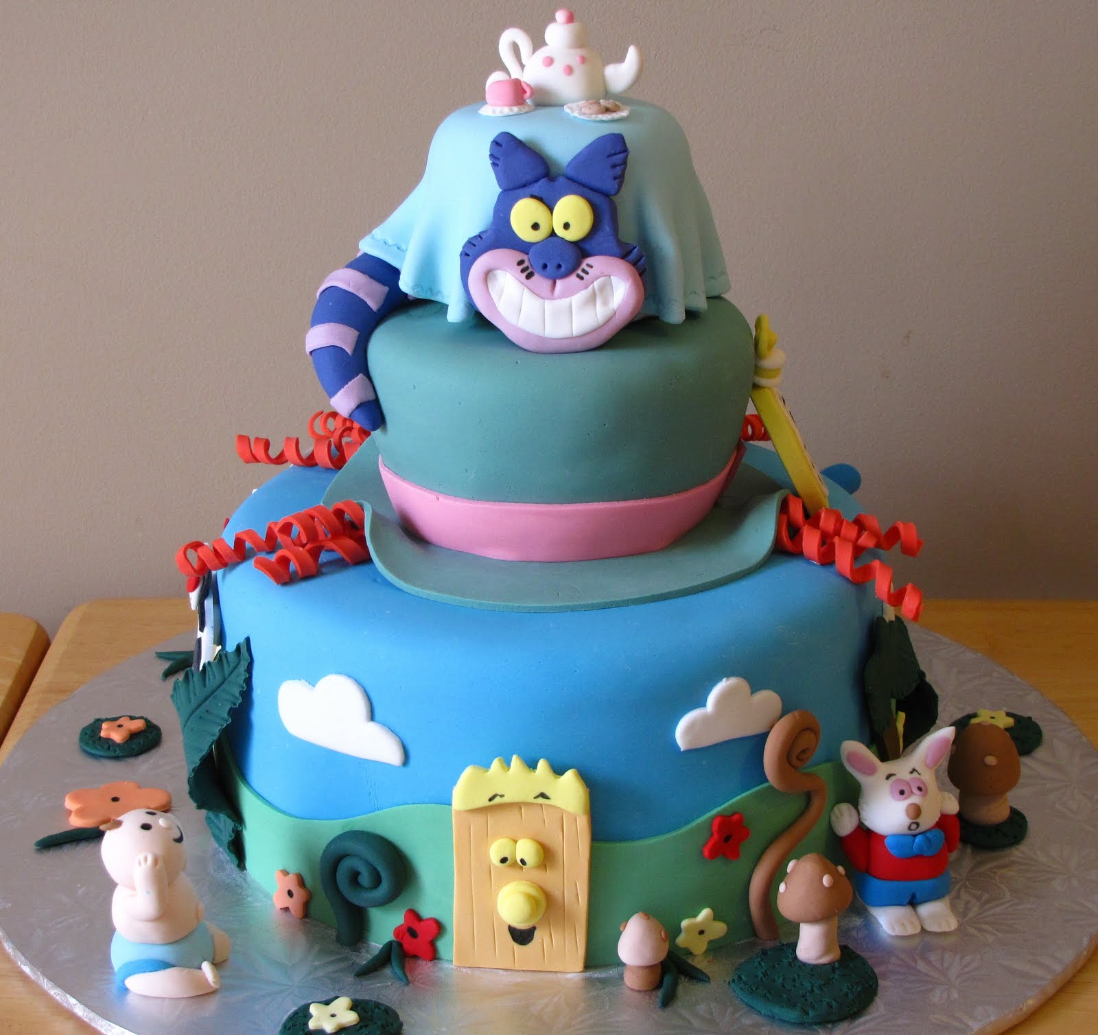 Ann Marie's Creative Cakes: 2011-05-08