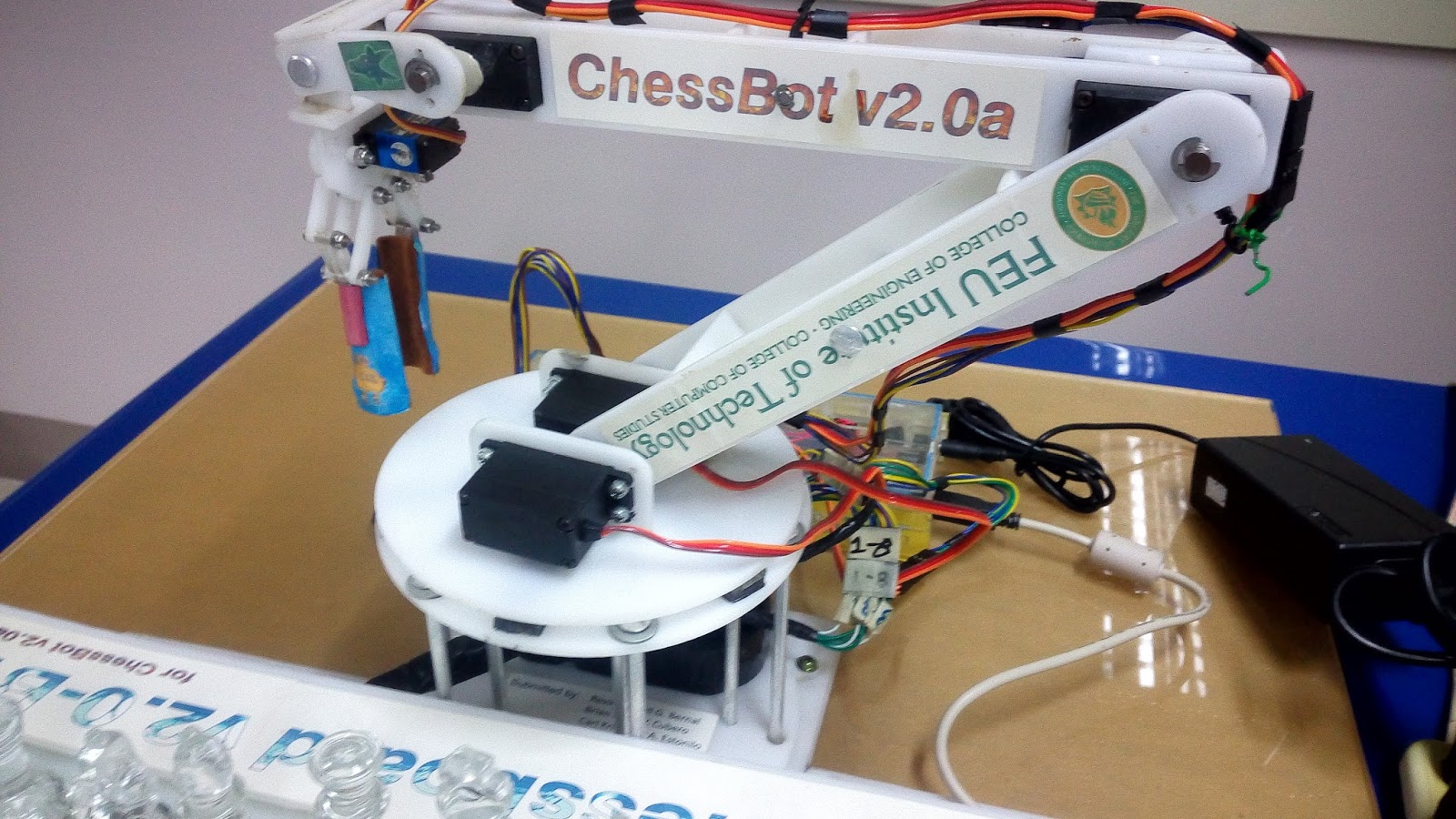 Robotic arm specifications image