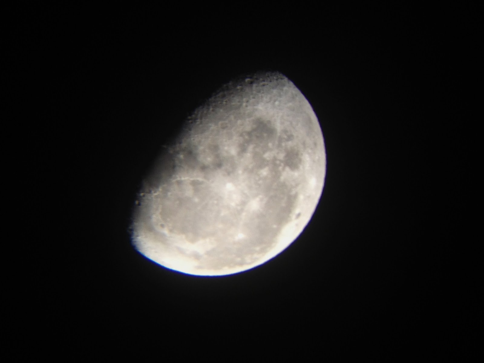 Telescope Skywatch How to take Moon pictures through telescope using