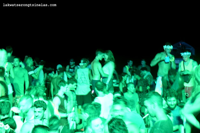 A SUMMER STORY THAT WILL NEVER HAPPEN AGAIN: FULL MOON PARTY