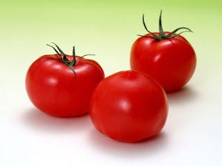 Conozca los beneficios de comer tomates