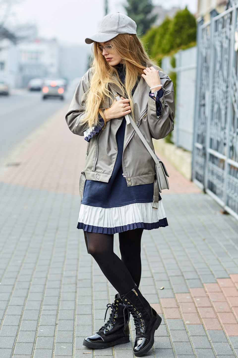 Do grey and blue go together? MARCHERRY