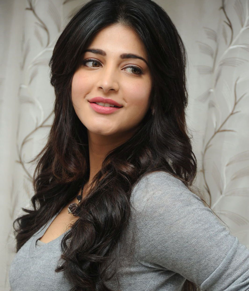 999px x 1168px - Shruti Haasan Profile and Hot Photos - First Show Review