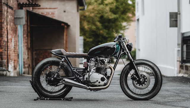 Yamaha XS650 1981 By Hookie Co.