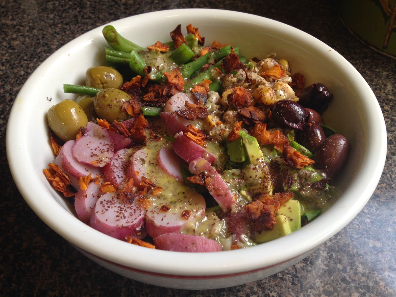 Vegan Crunk Bento Box Nicoise Salad!