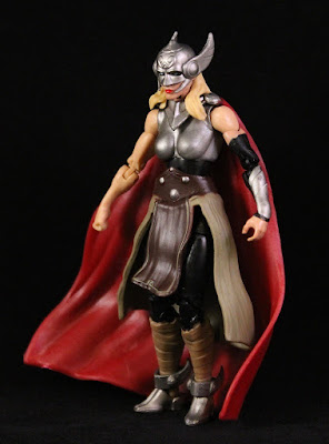 She's Fantastic: 3.75" Marvel Legends - LADY THOR!