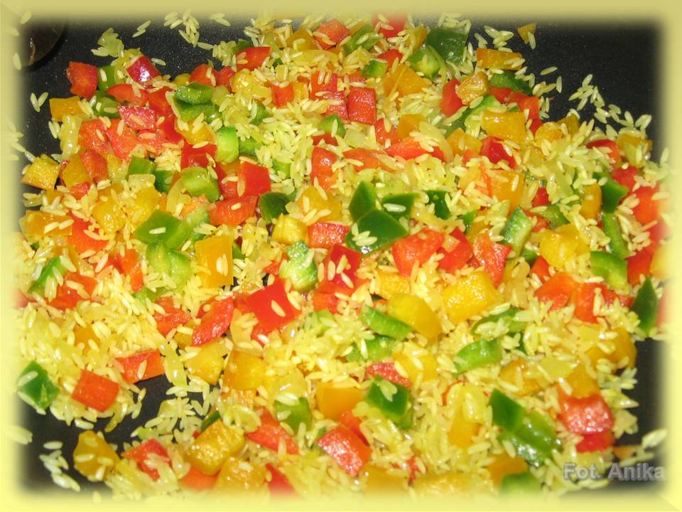 Domowa Kuchnia Aniki Ryz Do Obiadu Z Kurkuma I Papryka