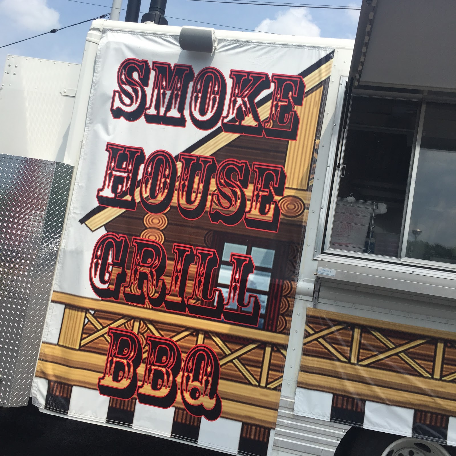 Restaurant Review: Smoke House Grill BBQ | The Food Hussy!