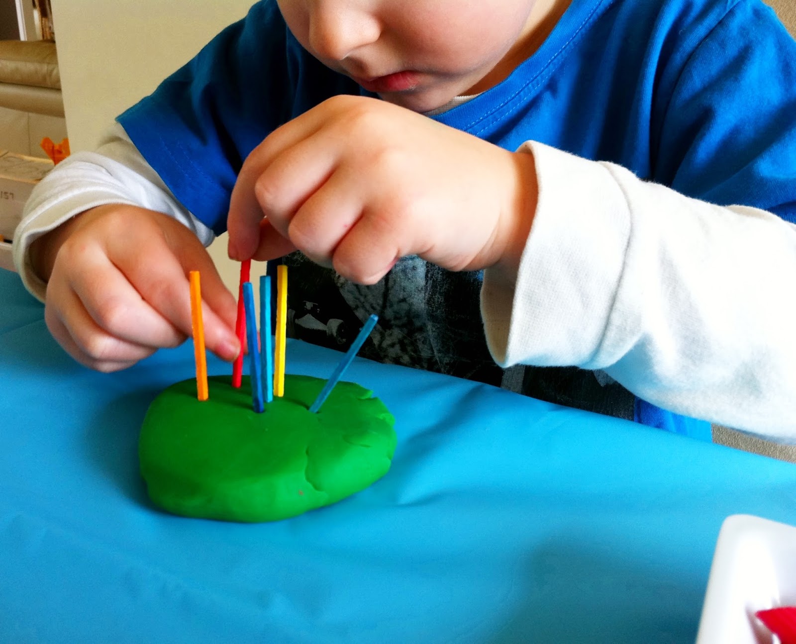 iCan.EarlyChildhood Benefits of Playdough