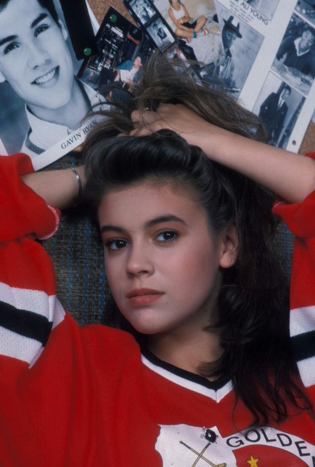 30 Fascinating Photos of a Young and Beautiful Alyssa Milano in the ...