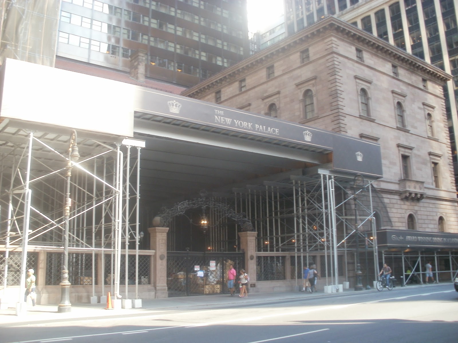 Midtown Blogger/Manhattan Valley Follies: New York Palace Hotel