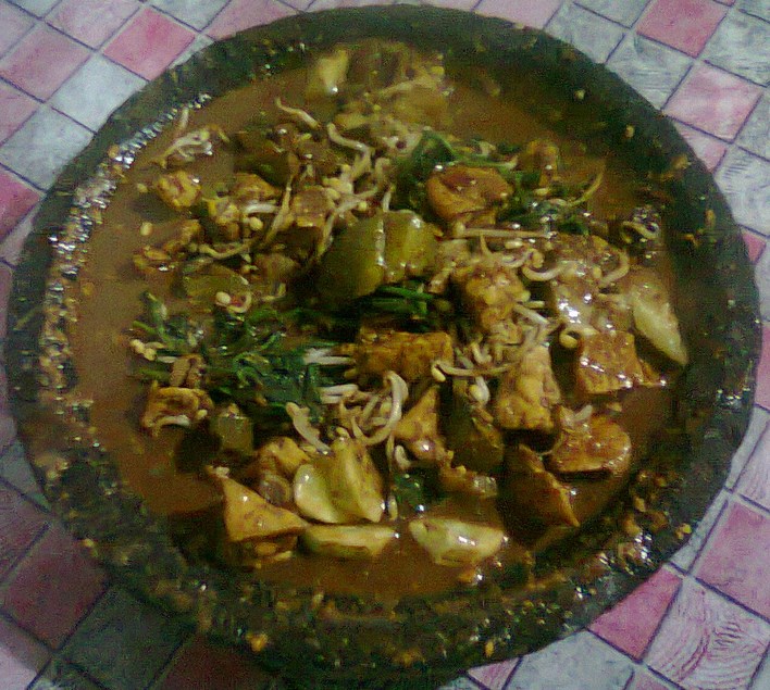 Pedesaan Rujak Petis