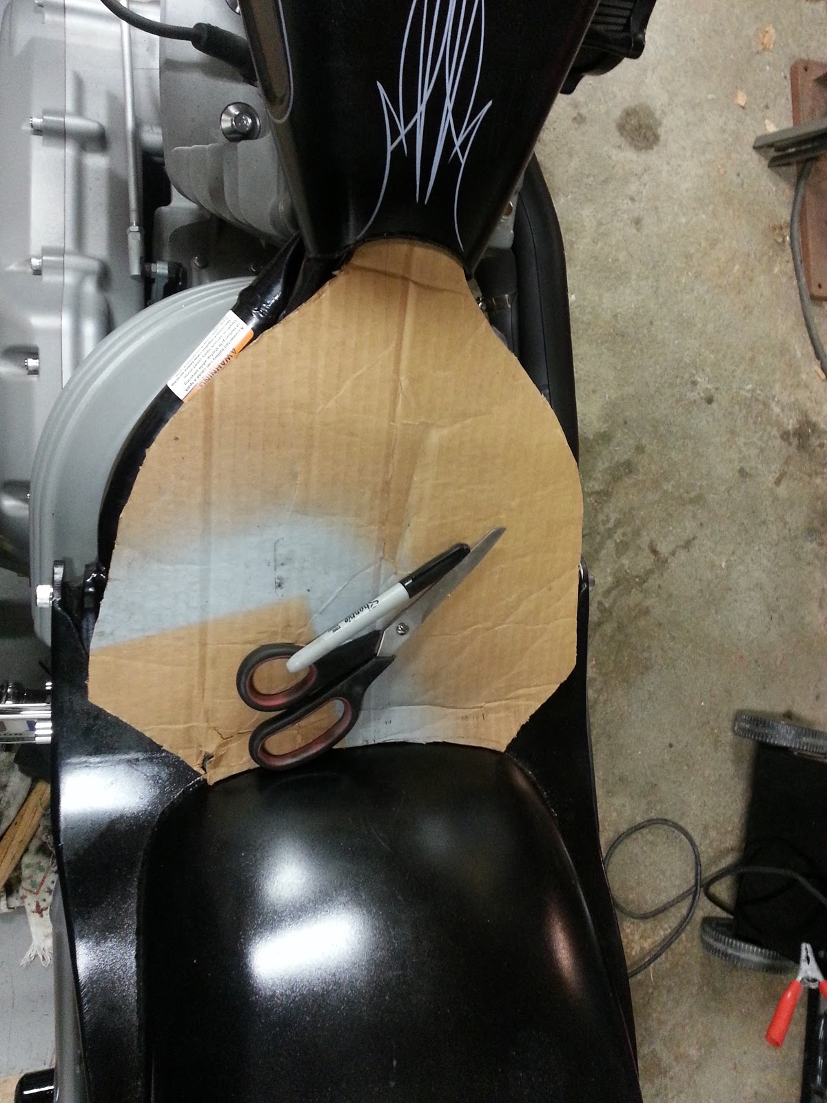 WISNER CYCLES, Anamosa Iowa Howto build a custom fiberglass seat pan