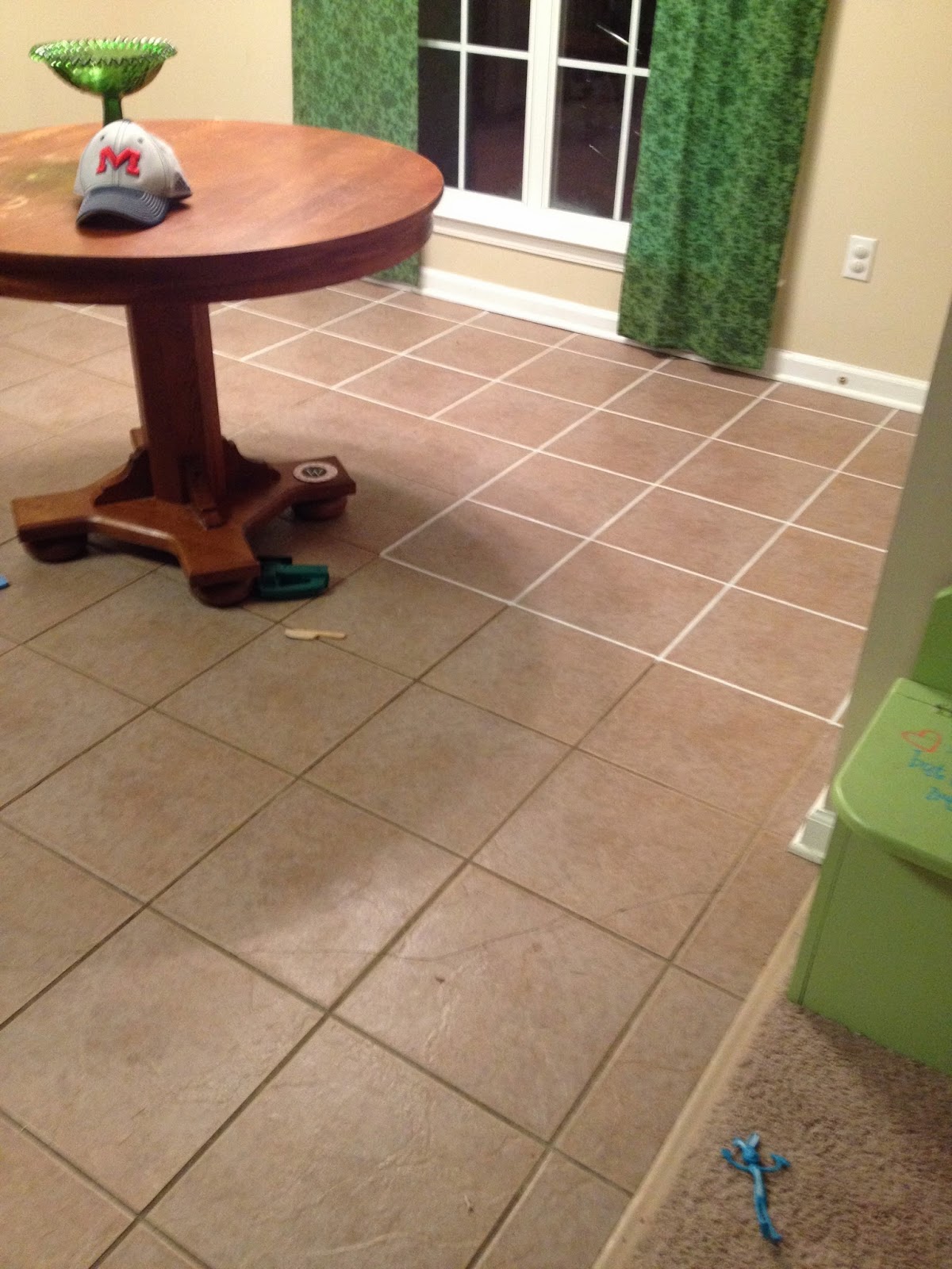 2 Crafting Dixie Queens Grout Paint (Part 1)