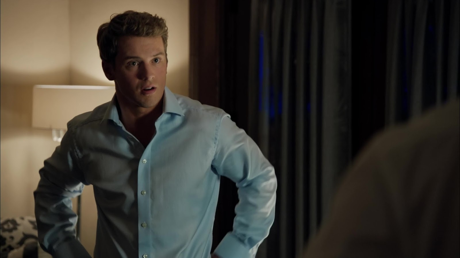 ausCAPS: Freddie Stroma and Tom Brittney shirtless in UnREAL 1-03 