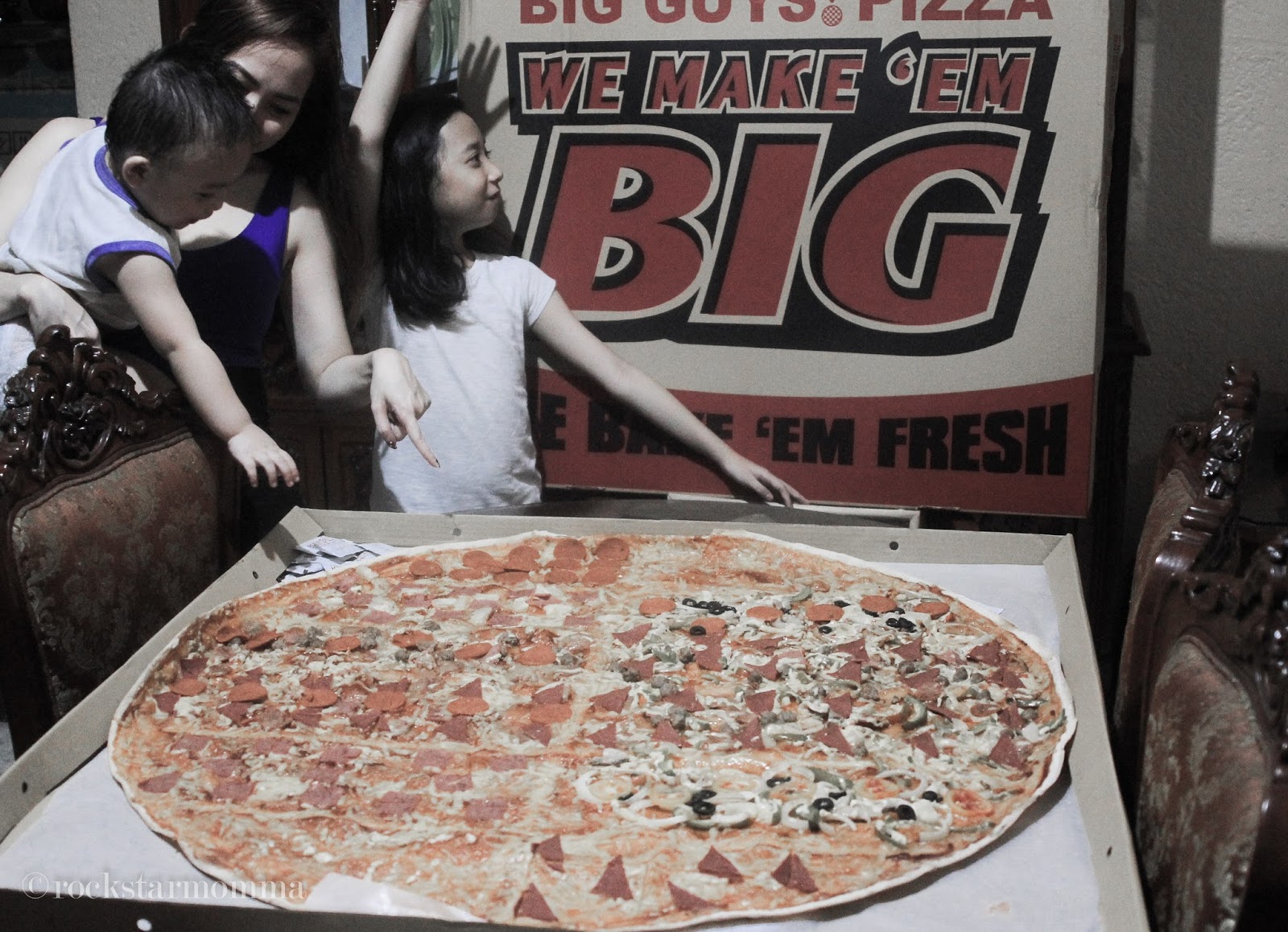 Six Reasons To Love Big Guys Pizza Rockstarmomma six-reasons-to-love-big-guys-pizza-rockstarmomma