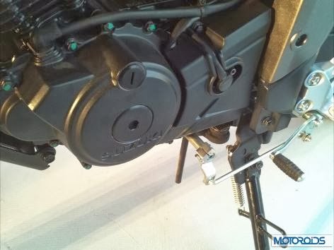 Suzuki India resmi rilis Gixxer 155,masih menggunakan karburator dan tromol belakang . . 