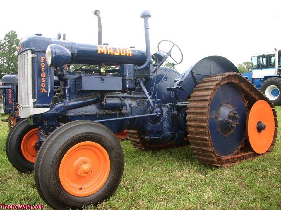 Just A Car Guy Fordson Major with a Roadless dg4 track conversion kit