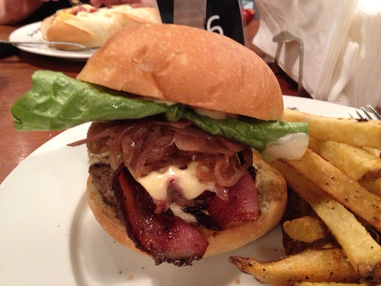 Joe's Garage, Wellington, beef burger 7/10