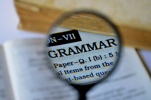 Haruskah Saya Belajar Grammar ?