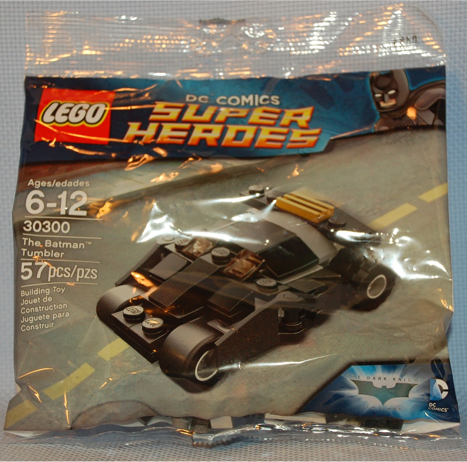 The Mobile Frame Garage Review 30300 Batman s Tumbler Polybag