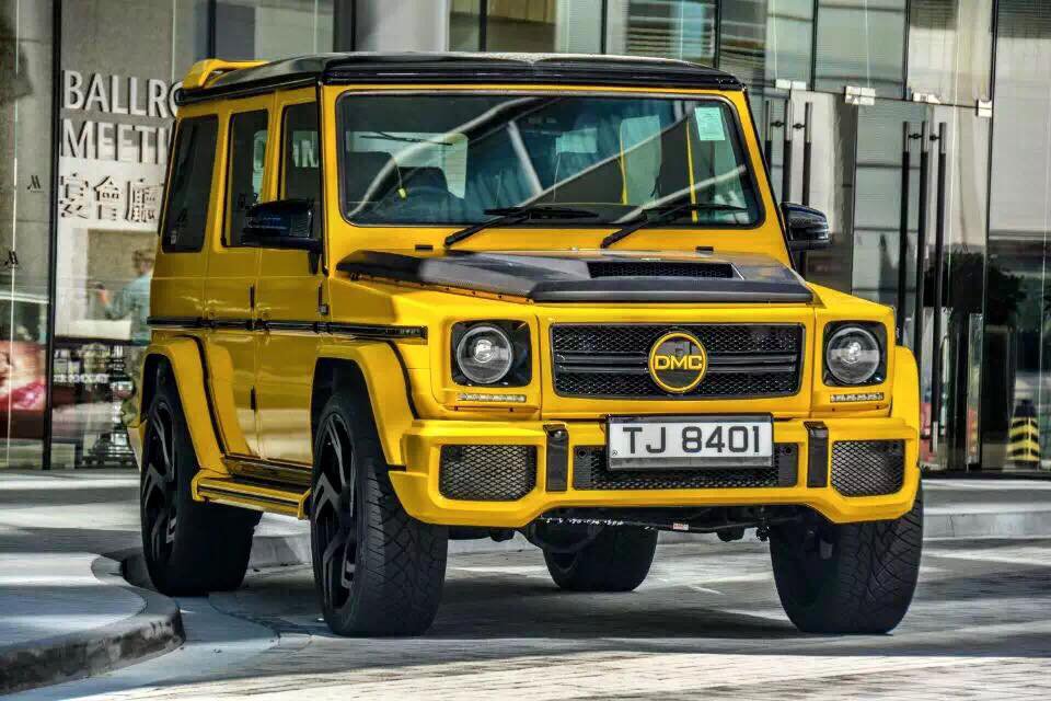 Mercedes Benz g55 Orange