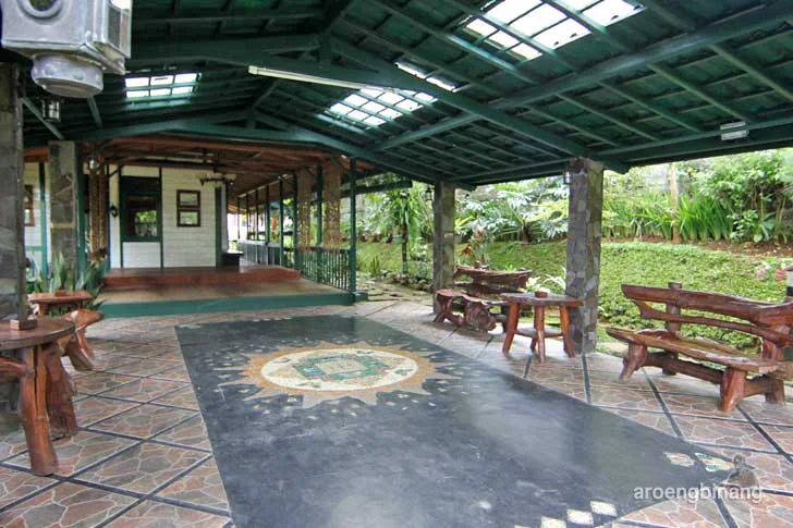 villa la lita gunung bunder