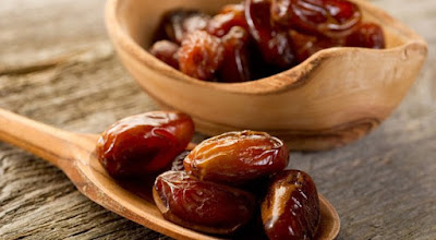 الحكمة من الإفطار على التمر 2 886176 الحكمة من الإفطار على التمر